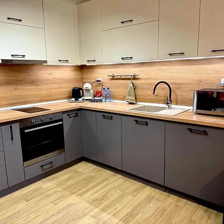 Sredec 77 Апартаменти *